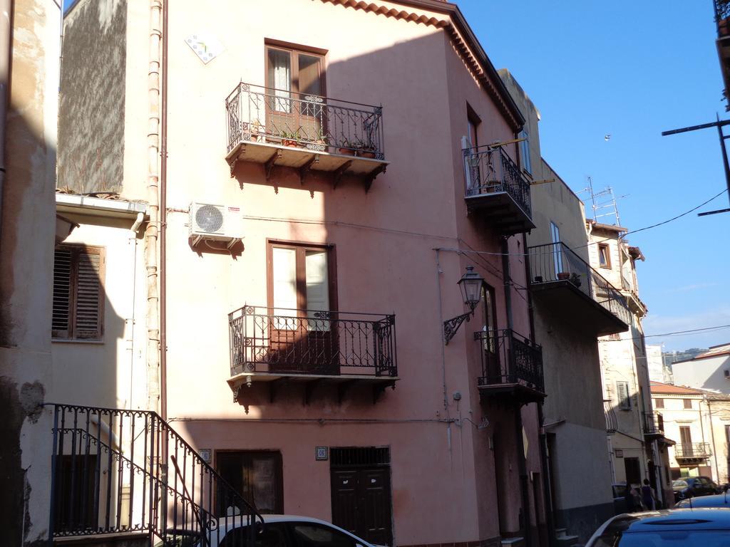 Casa Luigi Sergio - Affitto Breve Daire Santo Stefano di Camastra Oda fotoğraf